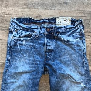 Hollister Button Down Destroyed Jeans 30